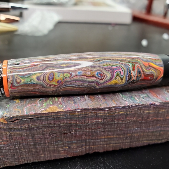 Handmade - "Cadillac Ranch" Motorcycle Pen - Picture 2 of 4